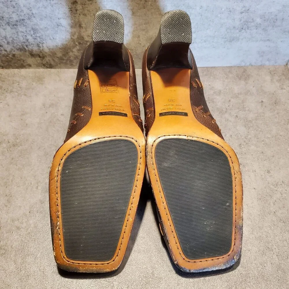 Dolce & Gabbana Vintage Y2K 90s Quiet Luxury Brown Leather Square Toe Heels 39